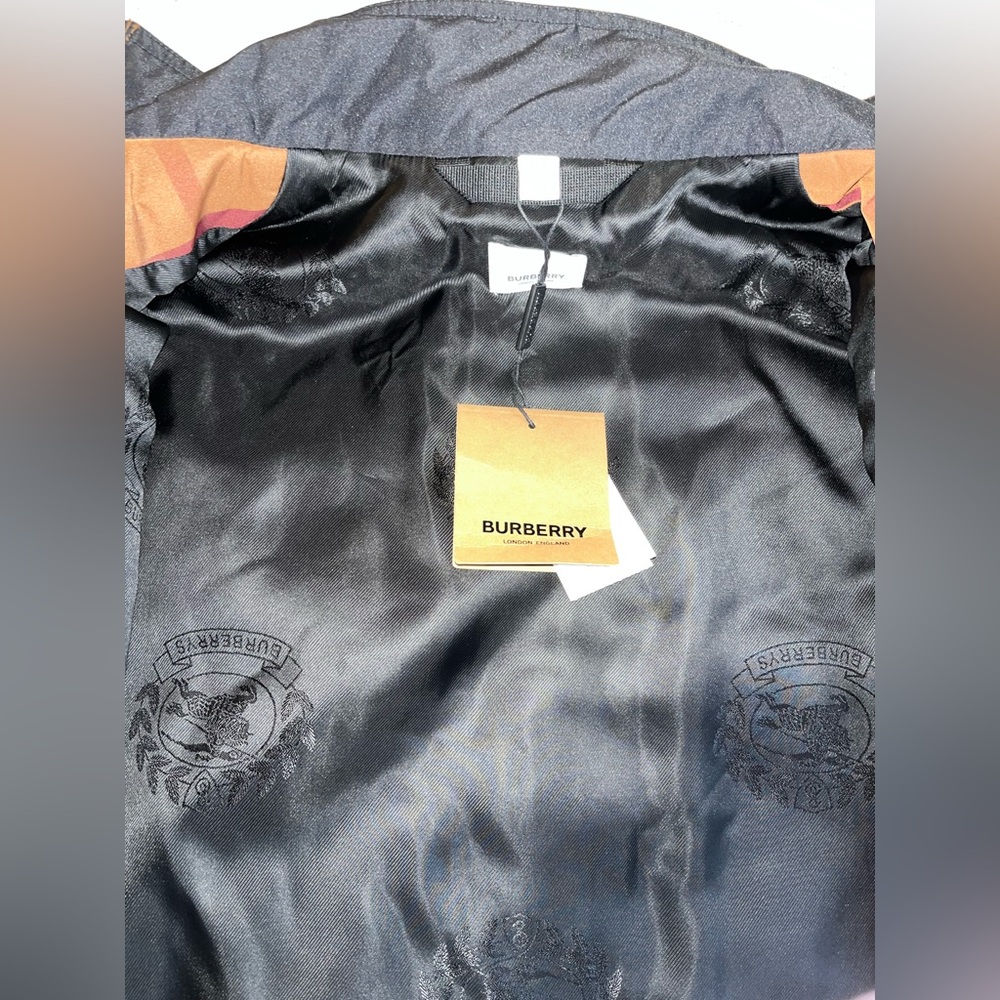 Burberry Medium Jacket - Picture 6 of 15